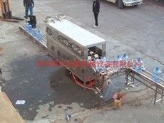供应【优质】全自动玻璃水灌装机_农副产品_世界工厂网中国产品信息库